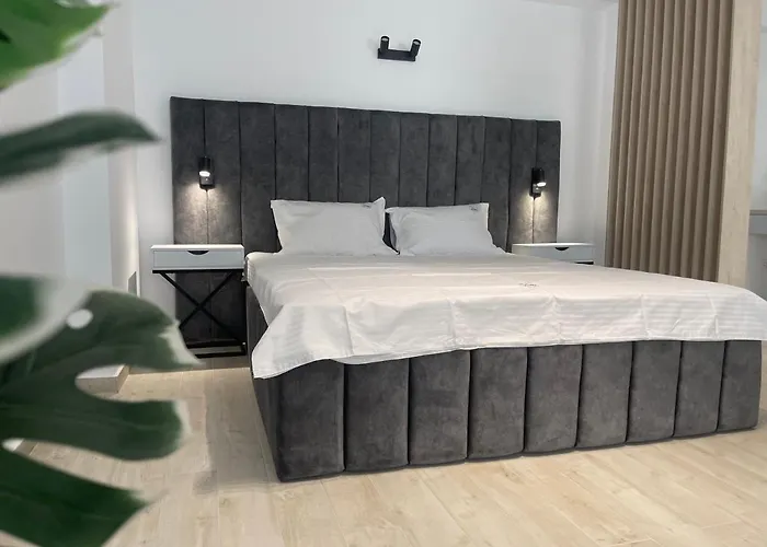 L&C Platinum Property