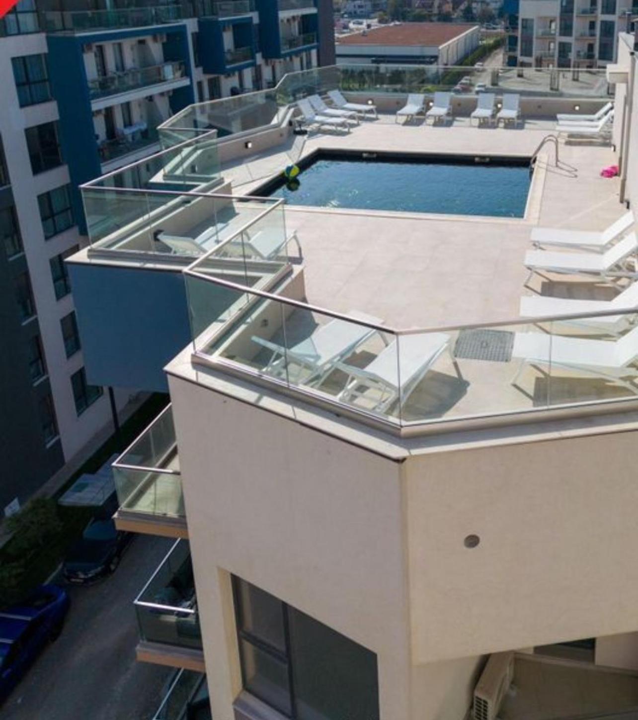 L&c Platinum Apartment Navodari